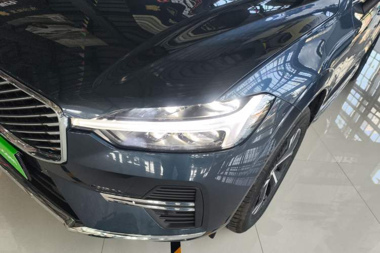 Used Volvo XC60 2026 B5 4x4 Smart Luxury Edition
