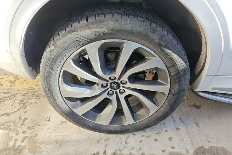 Used Land Rover Discovery Sport 2024 Performance Tech Edition