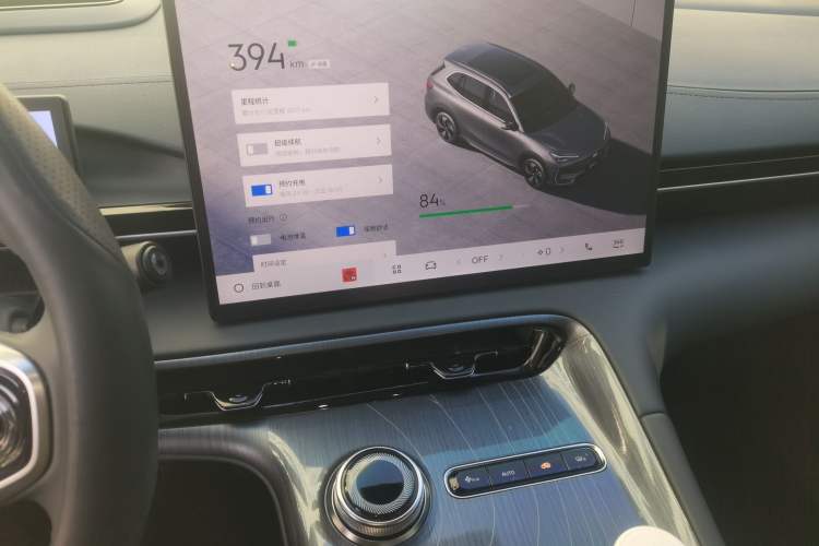 Used Geely Galaxy E5 2024 530 km Exploration+ Version Audio And AC Panel