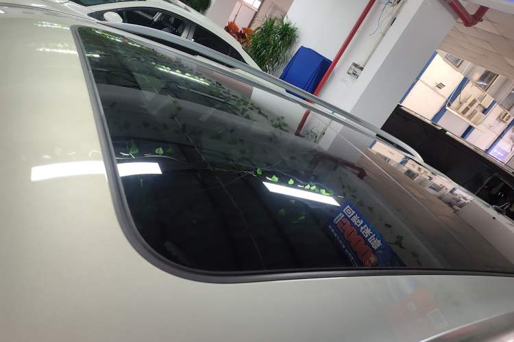 Used Volkswagen Tiguan L 2021 330TSI Automatic Two-Wheel Drive R-Line Flagship Edition
