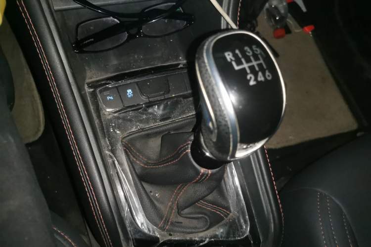 Used JAC Refine S3 2017 1.5L Manual Luxury Smart Model