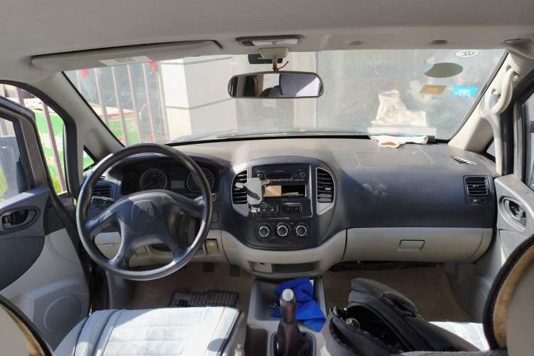 Used FORTHING Lingzhi 2016 V3 1.5L 7-Seater Comfort Model China V Standard