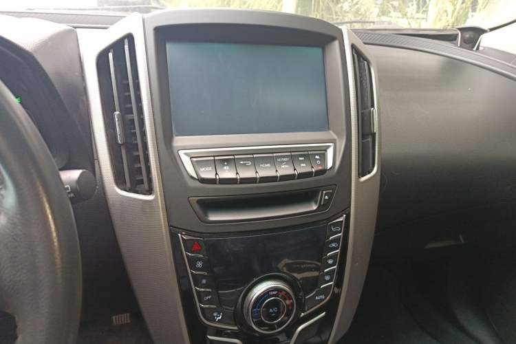 Used Luxgen U6 SUV 2014 1.8T Fashion Edition