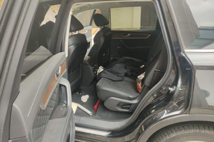 Used Hongqi HS7 2021 3.0T Automatic All-Wheel Drive ZhiLian Flagship Edition Left Rear Seat