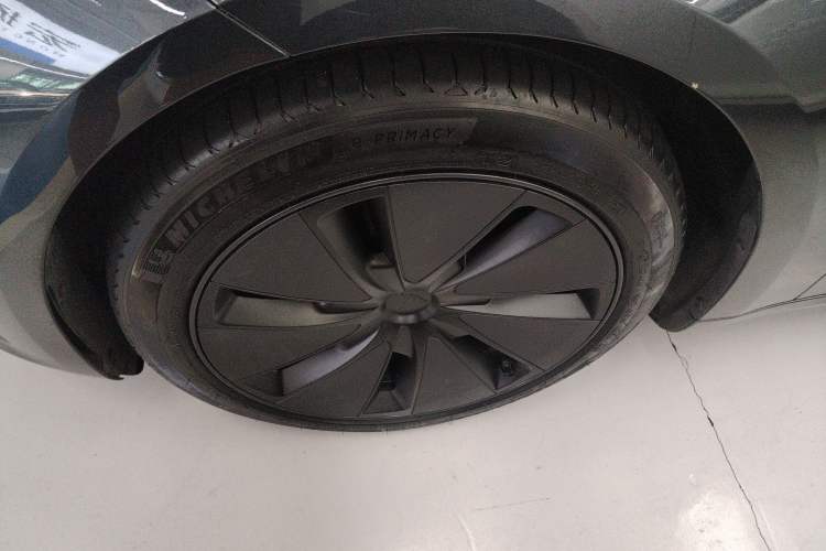 Used Tesla Model 3 2023 Rear-Wheel-Drive Version
