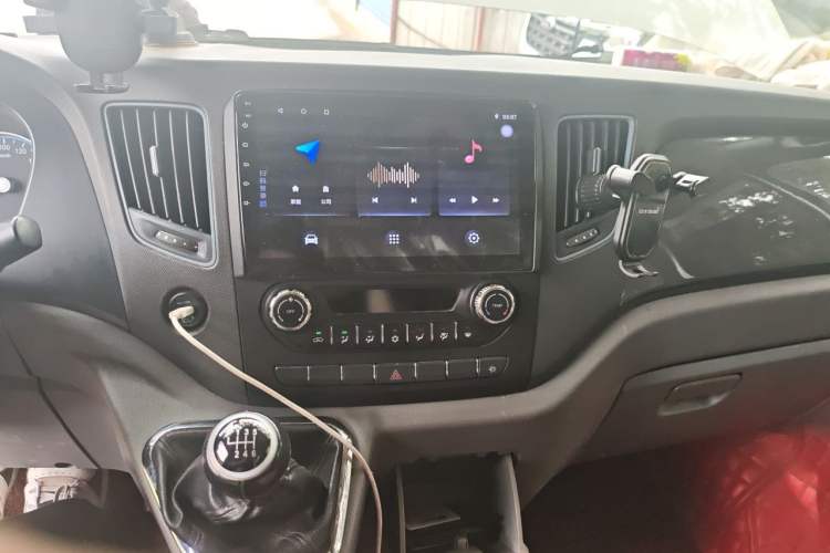 Used Foton Toano 2020 2.0T Multi-Function Extended Wheelbase Mid-Roof 5/6/7-Seater with Rear Dual Tires China VI Emission Standard F20TC3
