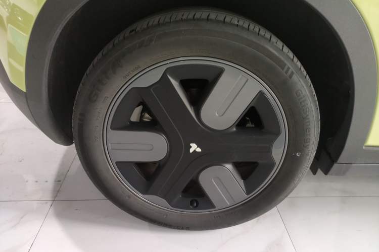 Used firefly 2025 Illuminated Edition
