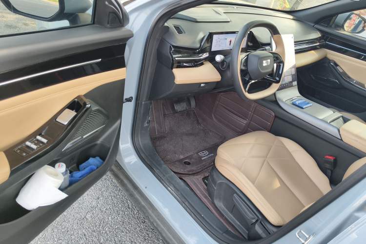 Used Geely Galaxy L6 2023 60km PLUS