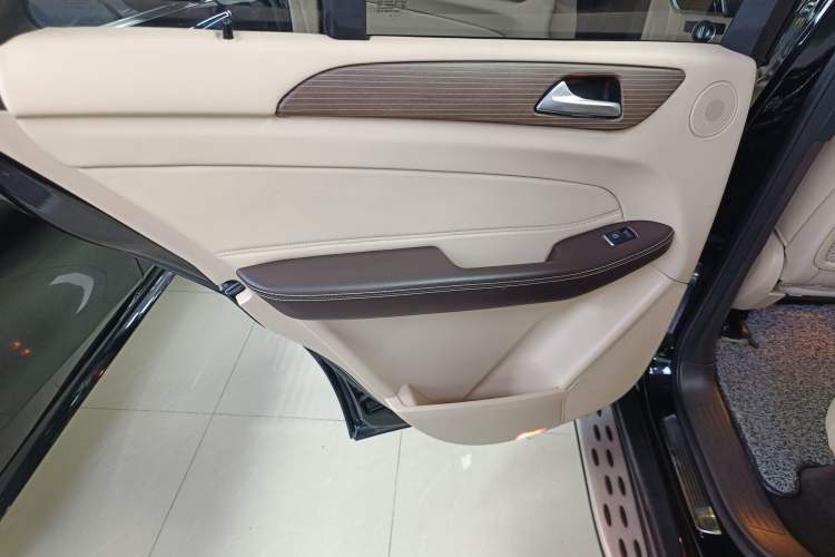 Used Mercedes-Benz GLE 2018 GLE 320 4MATIC Dynamic Edition Collector's Edition
