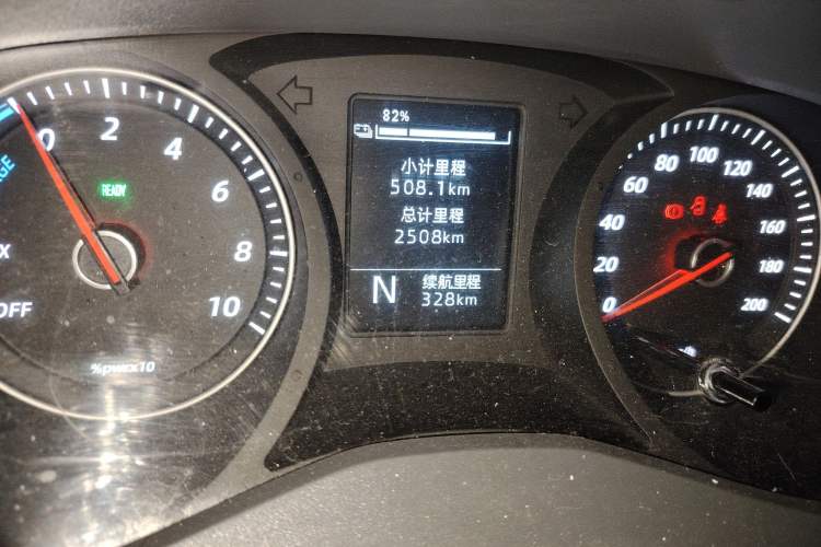 Used Wuling Yangguang 2025 Model 400km Bus Edition—Comfort Edition
