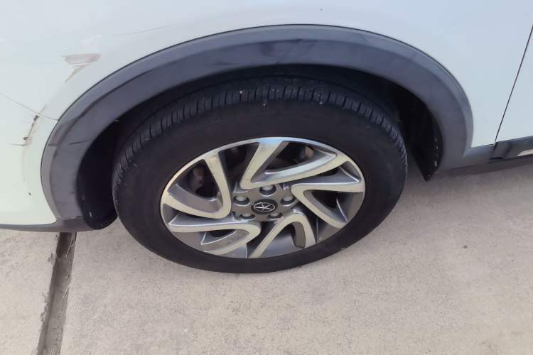 Used JAC Group Refine S3 2016 1.5L Manual Luxury Model Left Front Wheel Hub