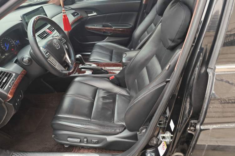 Used Honda Crosstour 2011 3.5L Prestige Edition
