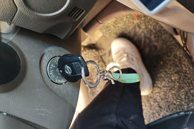 Used Nissan Sunny 2015 1.5XE Manual Comfort Edition
