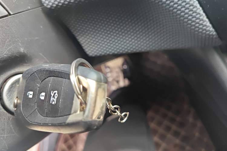 Used Chevrolet Cruze 2017 1.5L Automatic Pioneer Sunroof Edition