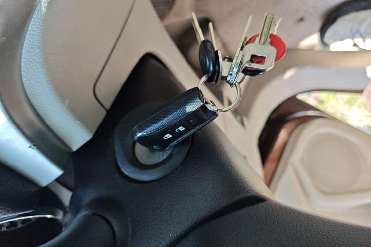 Used Venucia T70 2016 2.0L CVT Smart Choice Edition Vehicle Key