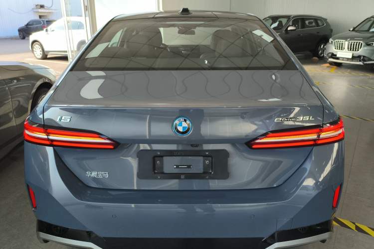 Used BMW i5 2024 eDrive 35L M Sport Package