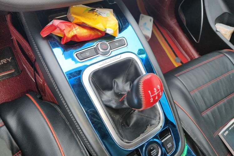 Used JETOUR X70 2018 1.5T Manual Smart Drive Edition
