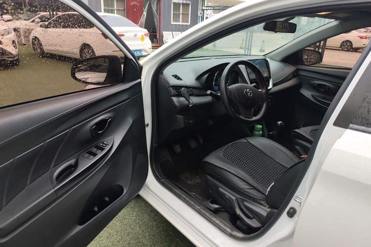 Used Toyota YARiS L Zhi Xiang 2017 1.3E Manual Charm Edition