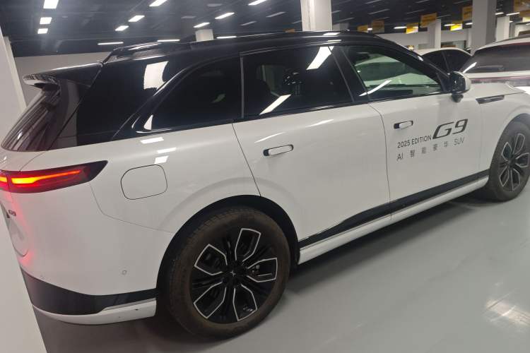 Used XPeng G9 2025 625 Long-Range Max Exterior 5