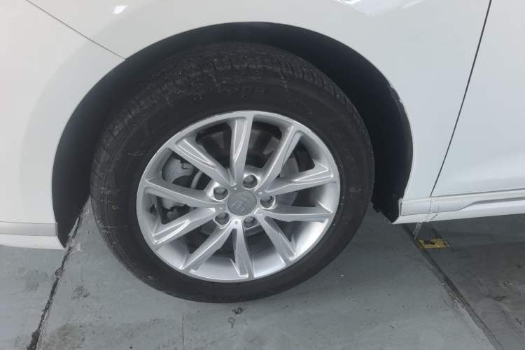 Used BYD Song MAX 2021 Upgraded Model 1.5T Manual Luxury 7-Seater
