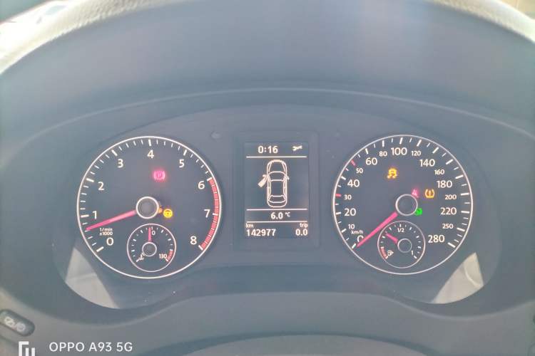 Used Volkswagen Sagitar 2014 Revised Version 1.4TSI Automatic Luxury Edition
