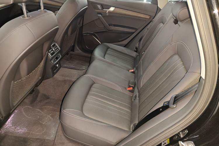 Used Audi Q5L 2023 40T Luxury Elegant Model
