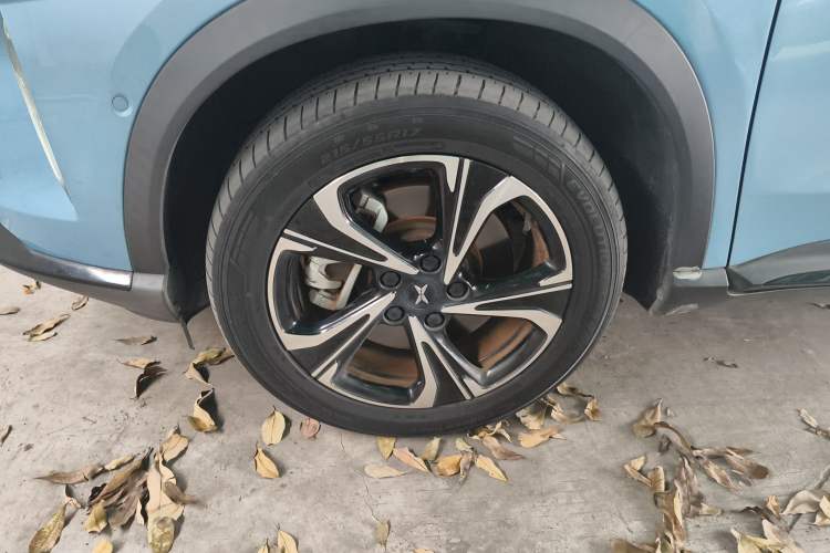 Used XPeng G3 2020 520i Luxury Edition Left Front Wheel Hub