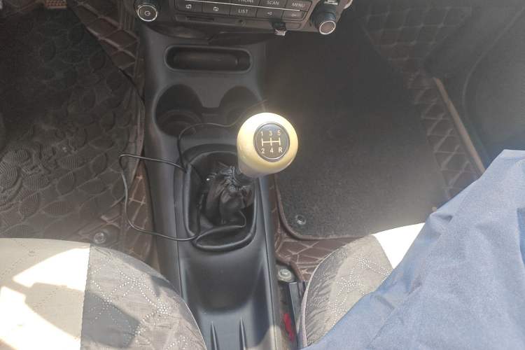 Used Baojun Lechi 2010 1.2L Sport Edition Fashion Model