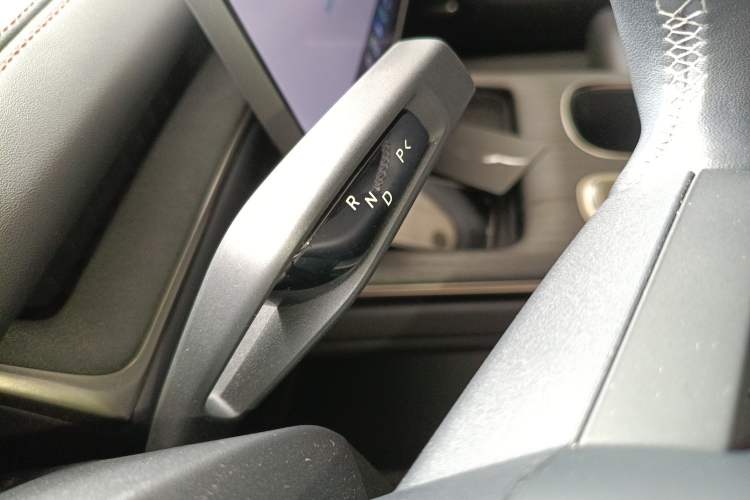 Used Xiaomi Auto SU7 2024 Rear-Drive Long-Range Intelligent Driving Version
