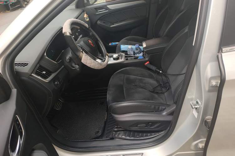 Used Roewe RX5 New Energy 2017 ERX5 EV400 Electric Internet Supreme Edition
