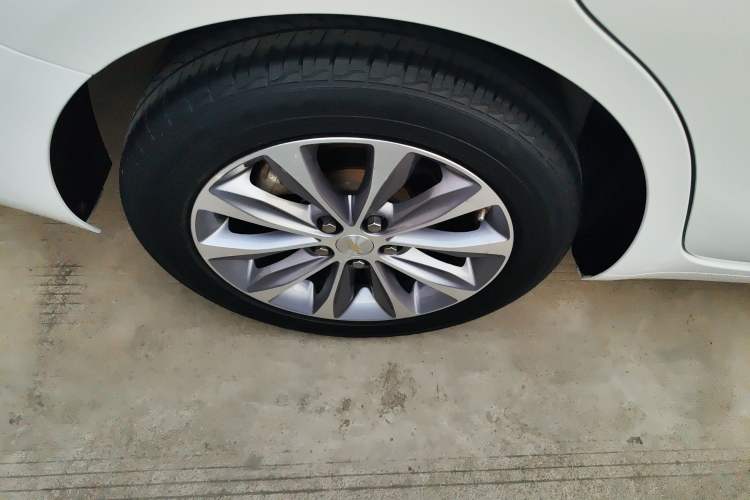 Used Chevrolet Monza 2020 320 Automatic Enjoyment Edition Right Rear Wheel Hub