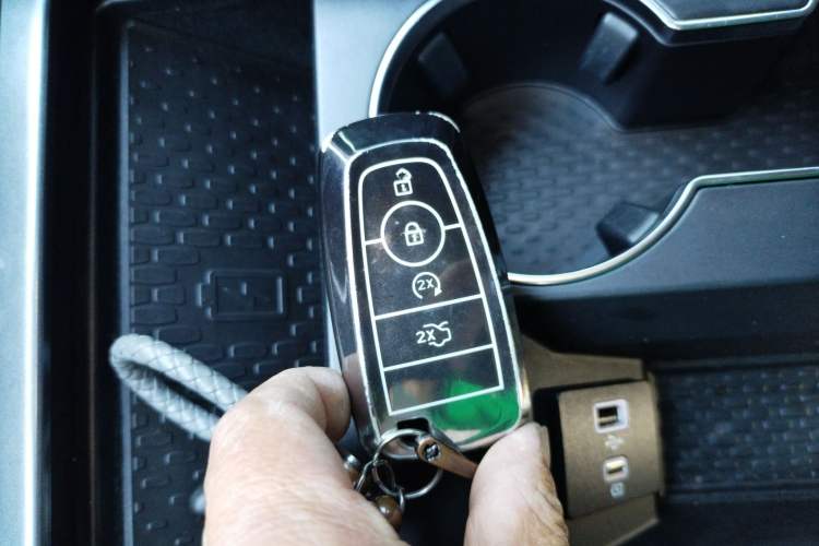 Used Lincoln Nautilus 2023 2.0T All-Wheel-Drive Zunrui Hybrid Version
