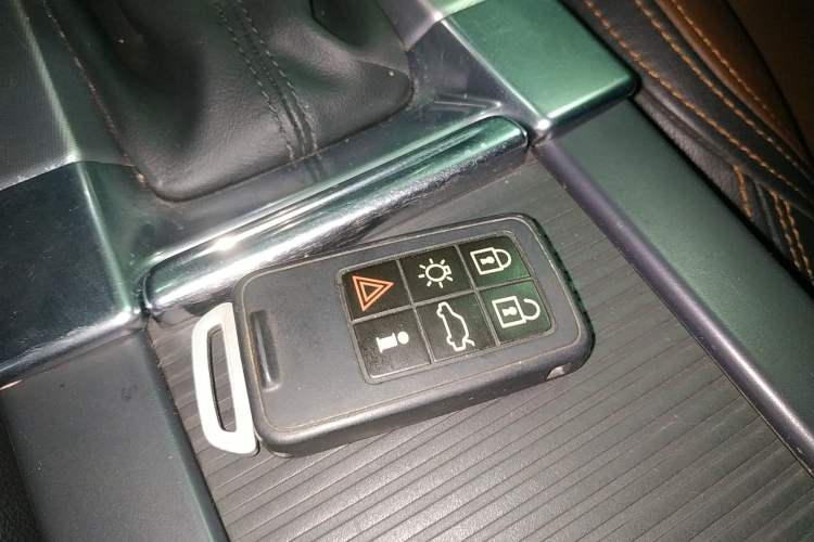 Used Volvo XC60 2017 T5 AWD Smart Upgrade Edition Interior 1