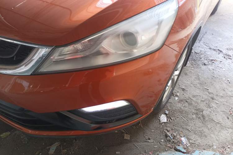 Used Geely Auto Emgrand GS 2016 Elegant Edition 1.3T Automatic LingShang Model Left Front Headlight