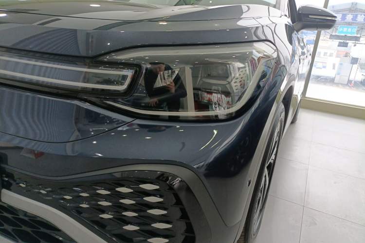 Used Volkswagen ID.6 CROZZ 2022 Long-Range PRO Edition