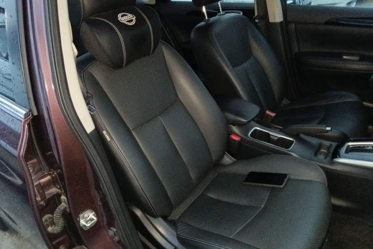 Used Nissan Sylphy 2018 1.6XV CVT Deluxe Edition Right Front Seat