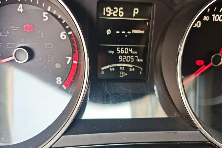 Used Volkswagen Sagitar 2018 1.6L Automatic Comfort Model Odometer Close Up