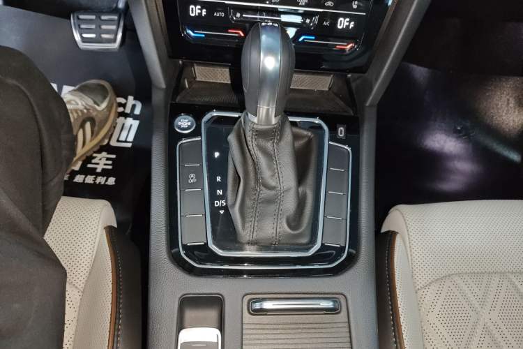 Used Volkswagen Magotan 2023 2 Million Units Commemorative Edition 330TSI DSG Luxury Version