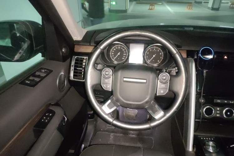 Used Land Rover Discovery 2018 3.0 SC V6 HSE