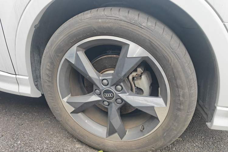 Used Audi Q3 2023 35 TFSI Fashion Dynamic Model (1.4T)