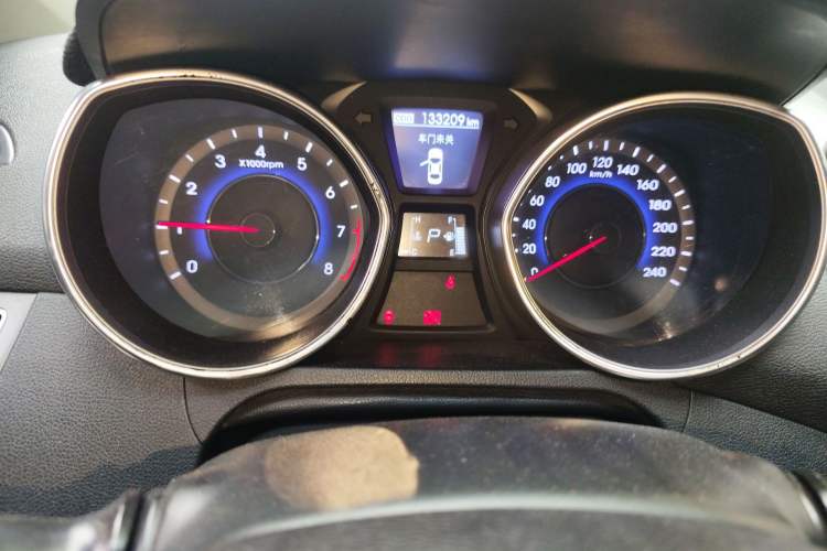 Used Hyundai Elantra (5th Generation / Langdong) 2015 1.6L Automatic Leading Model Instrument Cluster