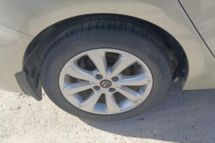 Used Citroen C4 Sega 2016 1.6L Automatic Comfort Model Right Rear Wheel Hub