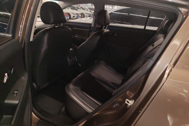 Used Kia Sportage R 2015 2.0L Automatic Two-Wheel Drive GLS Left Rear Seat