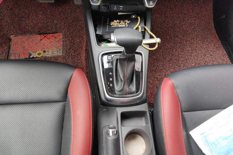 Used Kia KX Cross 2017 1.4L AT GLS
