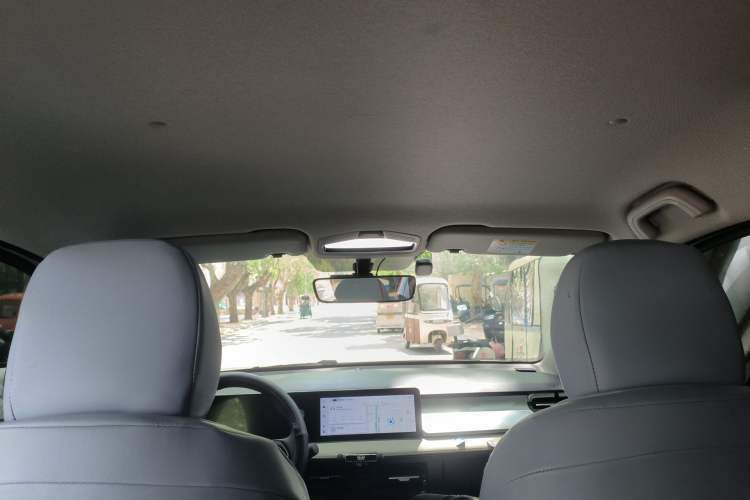 Used Geometry E Firefly 2023 320KM Cute & Handsome Tiger 5 Seats
