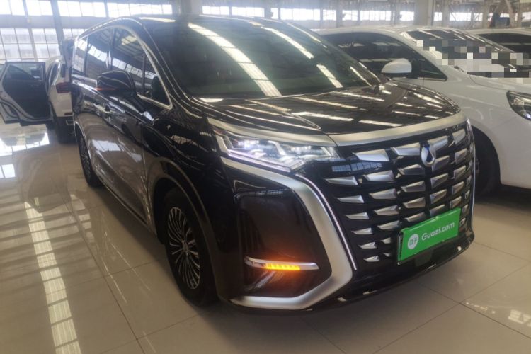 Used Denza D9 2024 DM-i 980 Four-Wheel Drive Prestige Model
