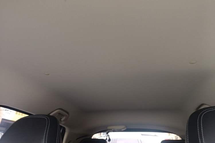 Used Geely Auto Vision X3 2017 1.5L Automatic Elite Model Headliner