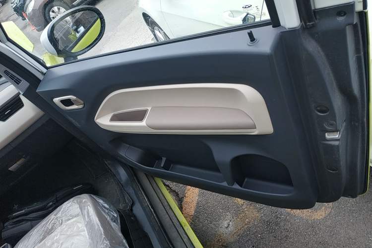 Used Chery New Energy QQ Ice Cream 2024 205km Sundae Pro