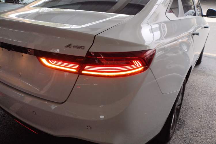 Used Geometry A 2022 Pro 430KM Green Apple Pro