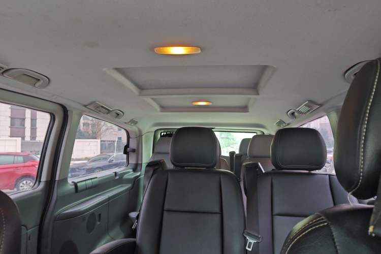Used Mercedes-Benz Vito 2013 2.1T Elite Edition